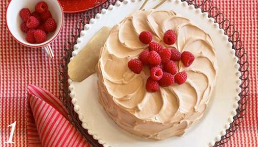 gâteau-délicieux-cadeau-fête-mères-cheesecake-crackers