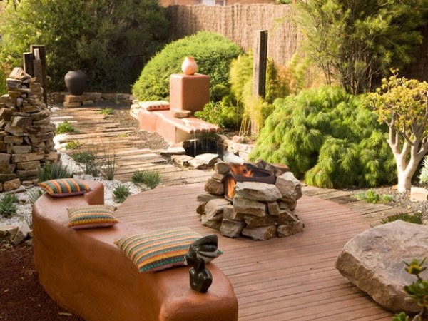 Aménagement de jardin avec un coin de repos moderne