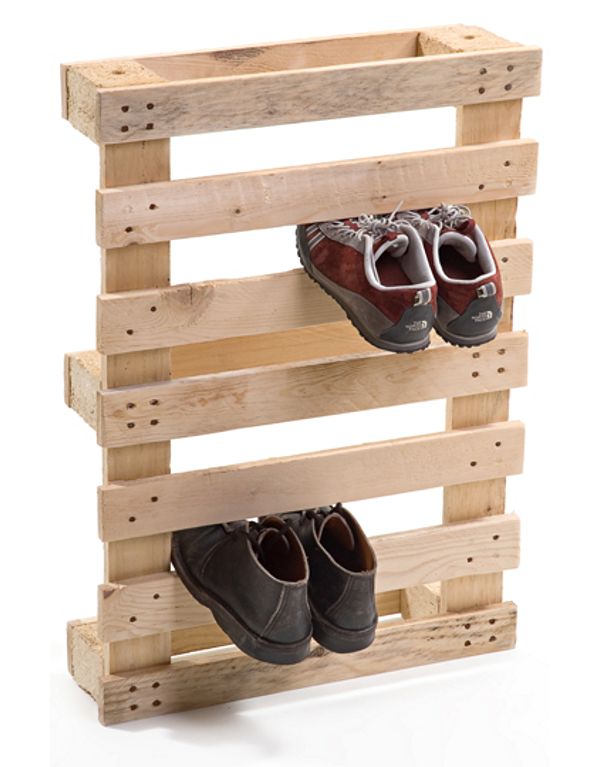 idées-application-palettes-bois-intérieur-rangement-chaussures palettes de bois à l'intérieur