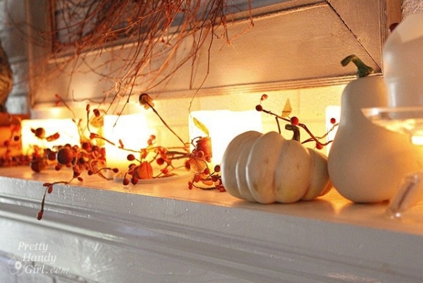 idées de décoration automnale bougies-citrouilles-blanches