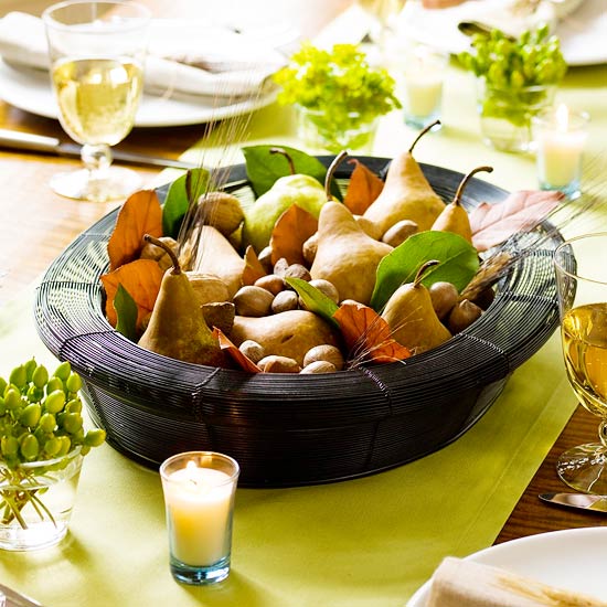 idée-originale-déco-de-table-poires-panier-fruits