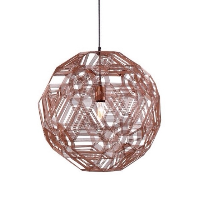 idée-originale-luminaire-design-lampe-plafond-suspendu