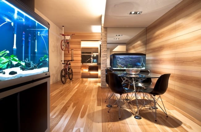 idées-aquarium-salon-design-moderne-bois-style
