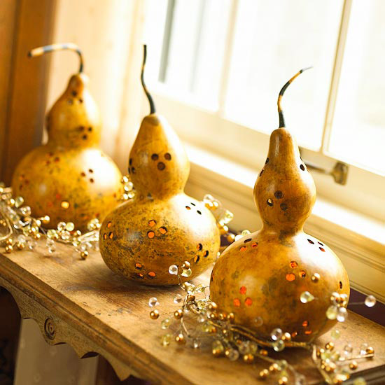 idées-de-déco-automnales-originales-matériaux-naturels-gourdes