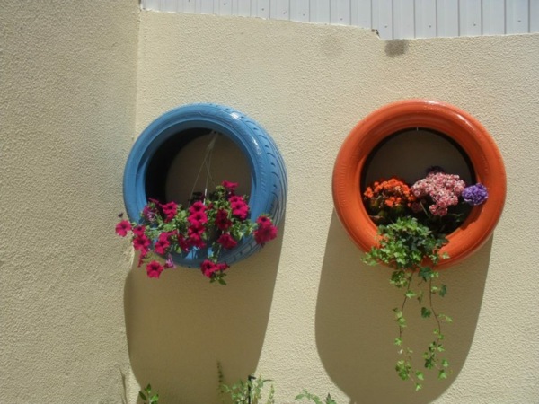 idées-de-déco-étatagères-fleurs-roux-pot-fleurs