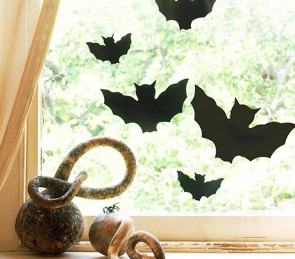 idées-décoration-Halloween-chats-noirs-chauves-souris-noires-papier