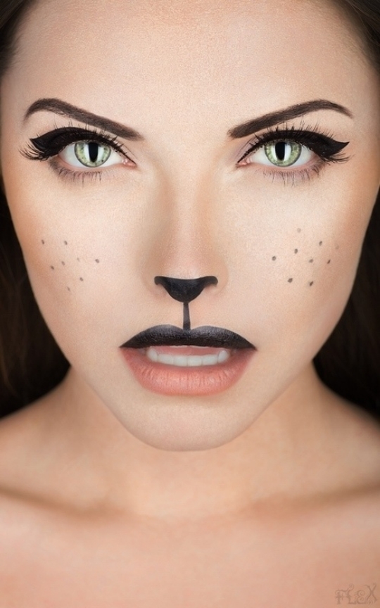 maquillage-fille-chat-idées-costumes-Halloween-magnifiques