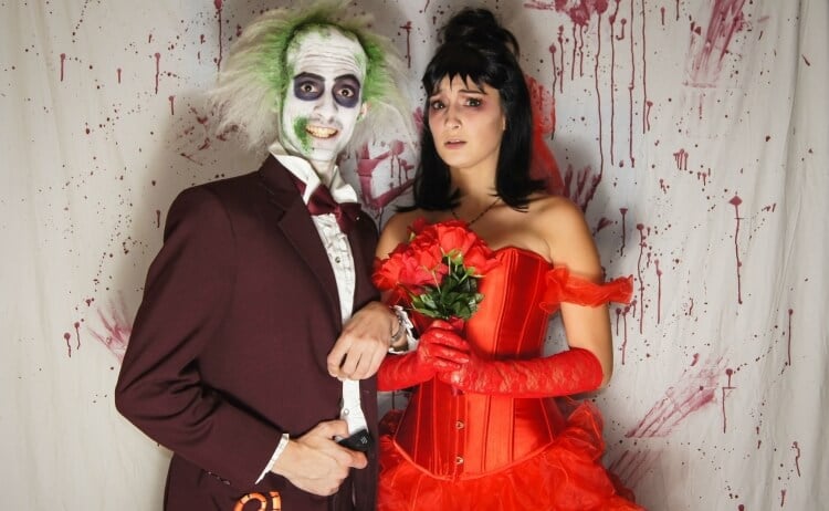 maquillage pour halloween femme mariée en robe rouge homme joker