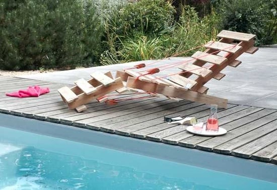 meuble de jardin chaise-longues-bois-piscine