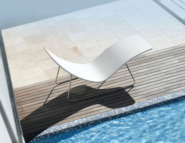 mobilier-extérieur-design bain de soleil moderne par Tribu