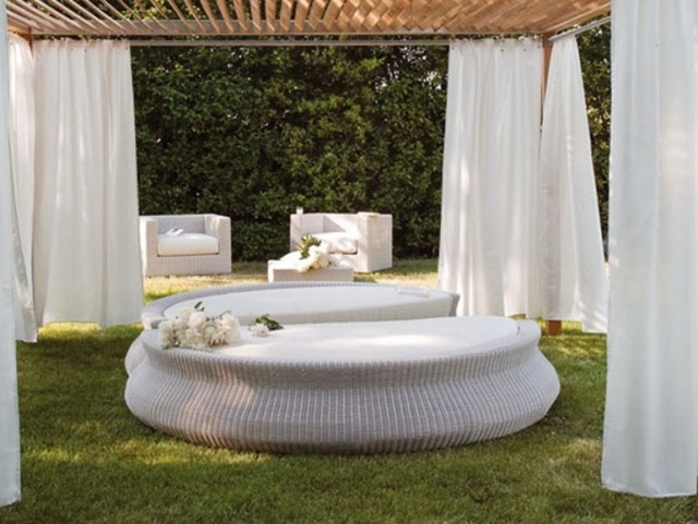 mobilier-extérieur-modulable-lit-rond-canapés-ethimo-design