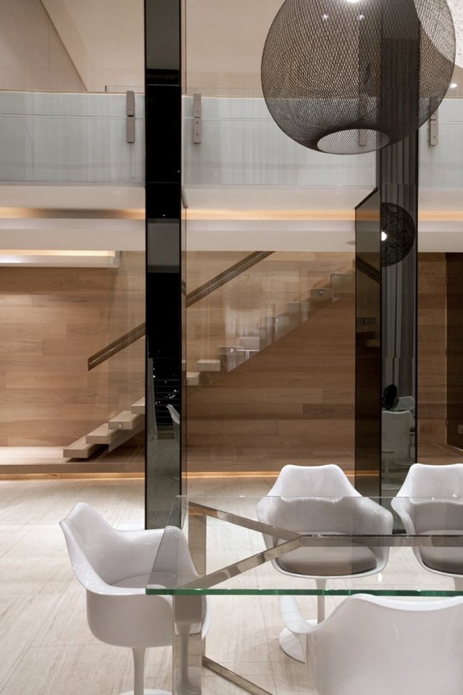 moderne-salon-design-escalier-transparente-marches-blanches