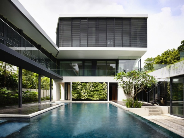 piscine extérieure encastrée architecture-ultramoderne