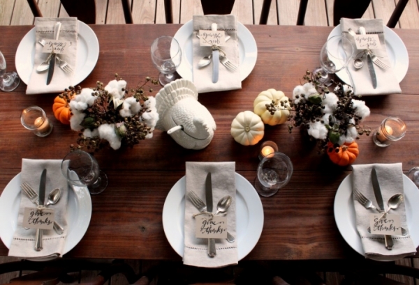 tiges-coton-citrouilles-centre-table-décoration-automne