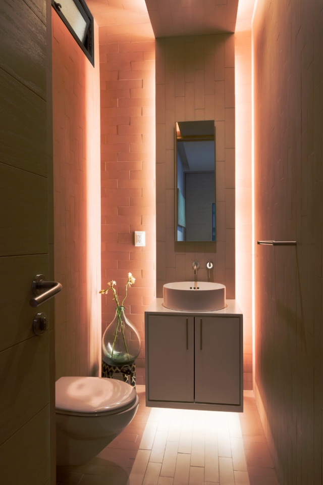 toilettes-éclarage-indirect-ruban-LED-murs