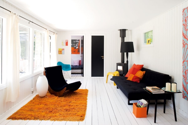 meubles scandinaves 100-photos-meubles-scandinaves-design-unique-chaise-turquoise-plastique-meubles-lignes-épurées