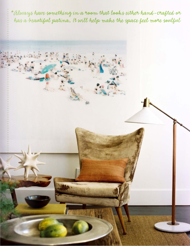 meubles scandinaves 100-photos-meubles-scandinaves-design-unique-fauteuil-confortable-pieds-bois-salle-séjour