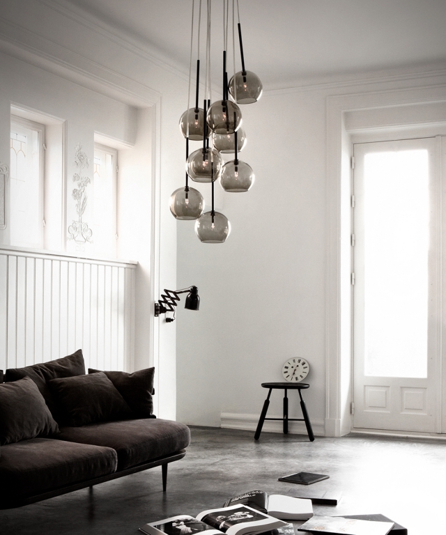 100-photos-meubles-scandinaves-design-unique-tabouret-bois-noir-canapé-confortable