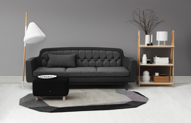 100-photos-meubles-scandinaves-design-unique-tabouret-noir-rembourré-lampe-pied-étagère-bois