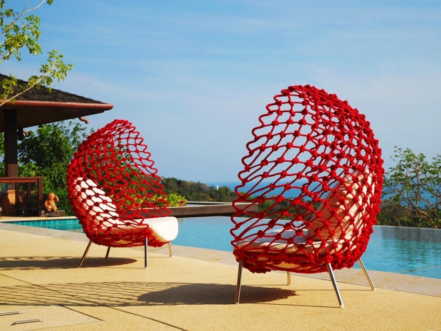 22-modèles-originaux-uniques-chaise-rouge-design-kenneth-cobonpue