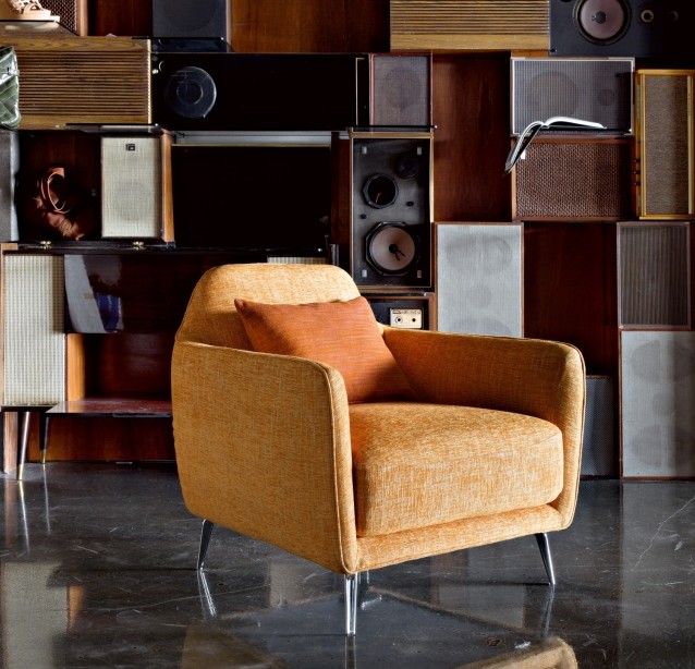 25-idées-mobilier-style-vintage-fauteuil-textile-beige-orange mobilier style vintage