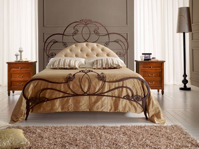 25-idées-tête-lit-originale-fer-forgé-couleur-cuivre-design-élégant-style tête de lit originale