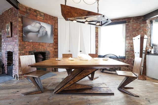 ameublement-salle-manger-idées-table-design-carrée-chaises-forme-intéressante