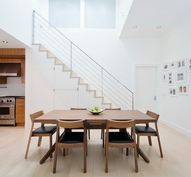 ameublement-salle-manger-idées-chaises-bois-cuir-noir-table-bois