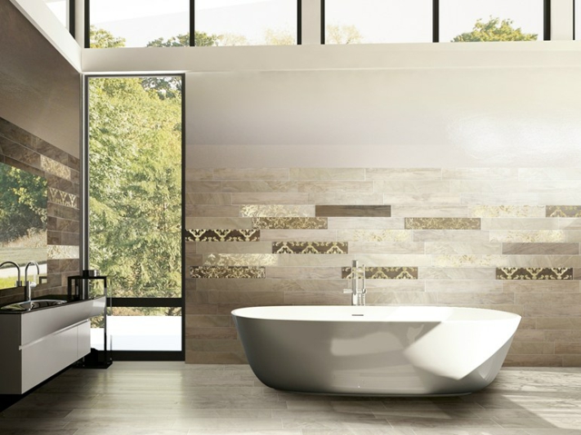 carrelage-salle-bain-motifs-design-italiens-beige-gris-clair carrelage salle de bain