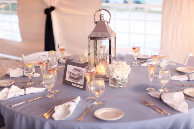 centre-table-ronde-mariage-lanterne-photo-bougie