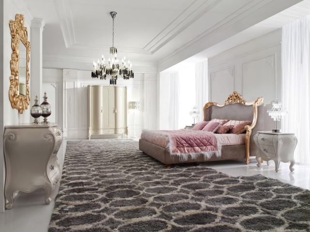 chambre baroque blanc-gris-or-rose-pieds-volute