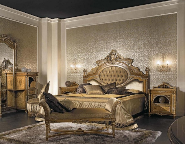 chambre-baroque-déco-baroque-chambre-coucher-or-bois-papier-peint-motifs-baroques