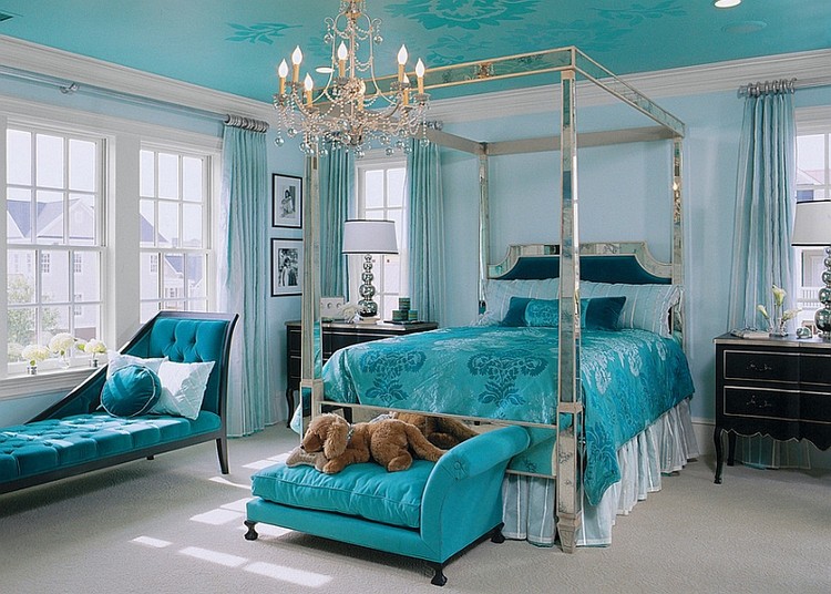 chambre baroque -lit-baldaquin-literie-turquoise