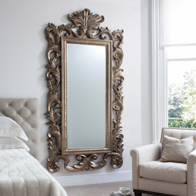miroir baroque chef-œuvre-unicité-miroir-baroque-or-chambre-coucher