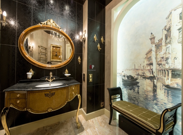 chef-œuvre-unicité-miroir-baroque-salle-bain-rond-cadre-or