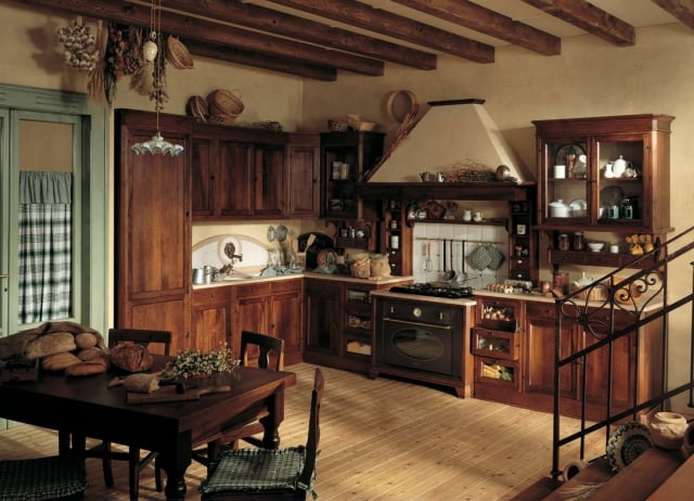 déco campagne déco-campagne-cuisine-25-idées-inspirantes-armoire-cuisine-bois-poutres-plafond
