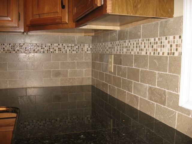 Décoration cuisine 24 idées dosseret pour embellir l`espace Dosseret décor Gris