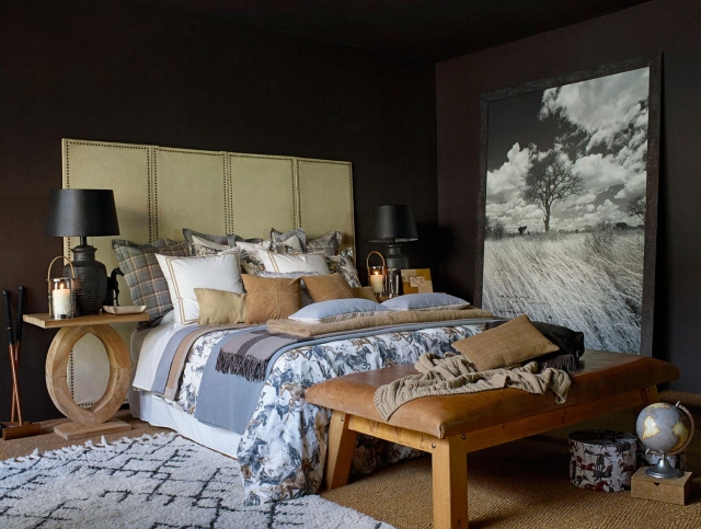 décoration-intérieur-Zara-home-automne-hiver-2014-coussins-décoratifs-bleu-clair-beige