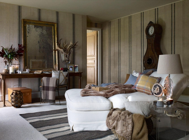 décoration-intérieur-Zara-home-automne-hiver-2014-couverture-chaude-coussins-décoratifs-tapis-rayures