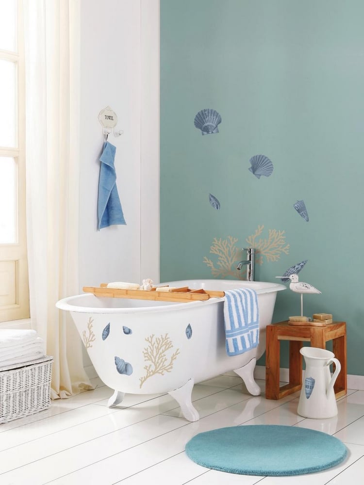 décoration-salle-bain-style-nautique-baignoire-sur-pieds-stickers