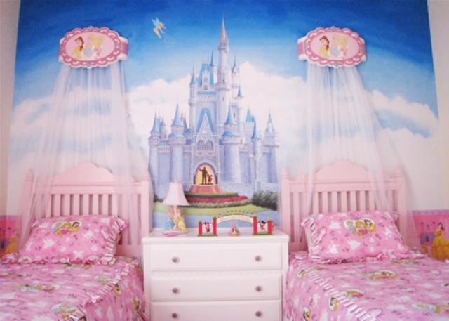 déco-chambre-fille-idée-originale-chateaux-lits-jumeaux