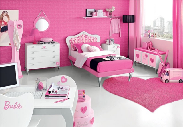 déco-chambre-fille-idée-originale-couleur-roses-tapis-forme-coeur