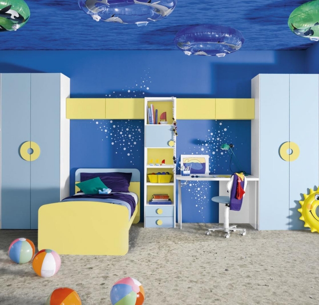 idée-super-déco-chambre-enfant-thème-mer-bouées