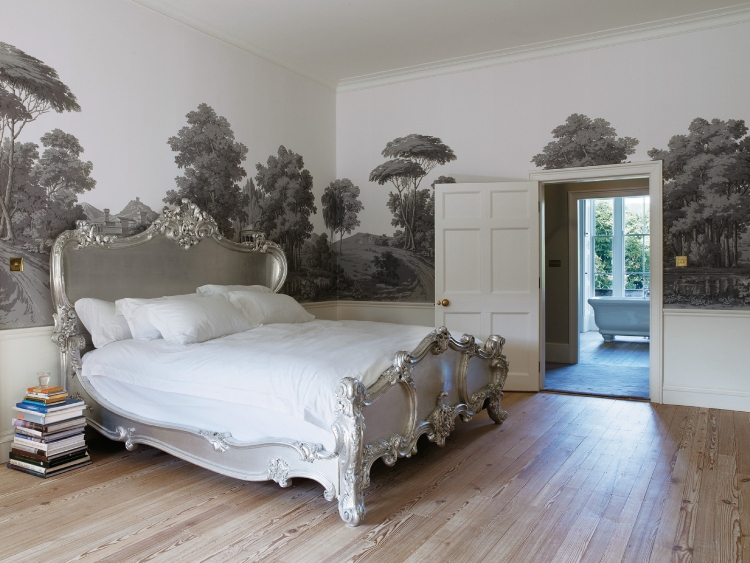idées-déco-chambre-coucher-néo-baroque-papiers-peints-motifs-arbres