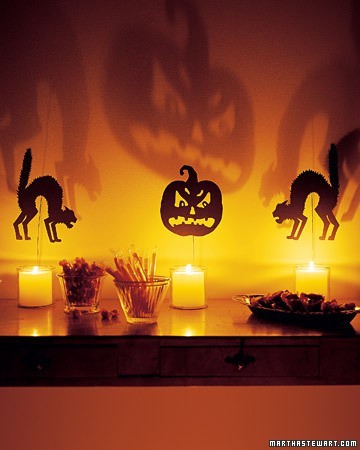 idées-décoration-Halloween-affreuse-figures-chats-noirs-citrouille-bougies
