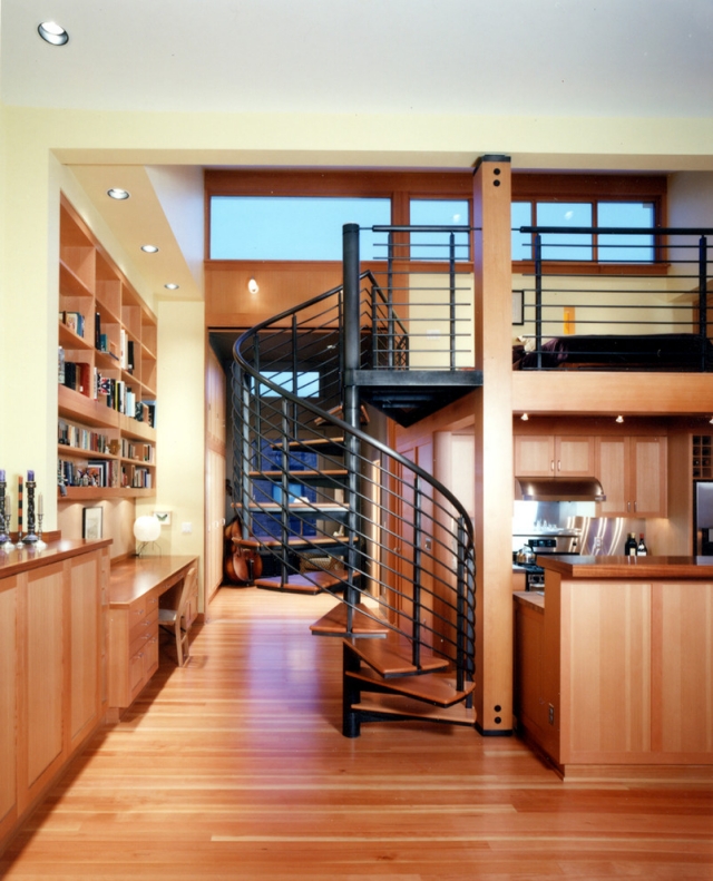 idées-escalier-colimaçon-escalier-métallique-marches-bois 