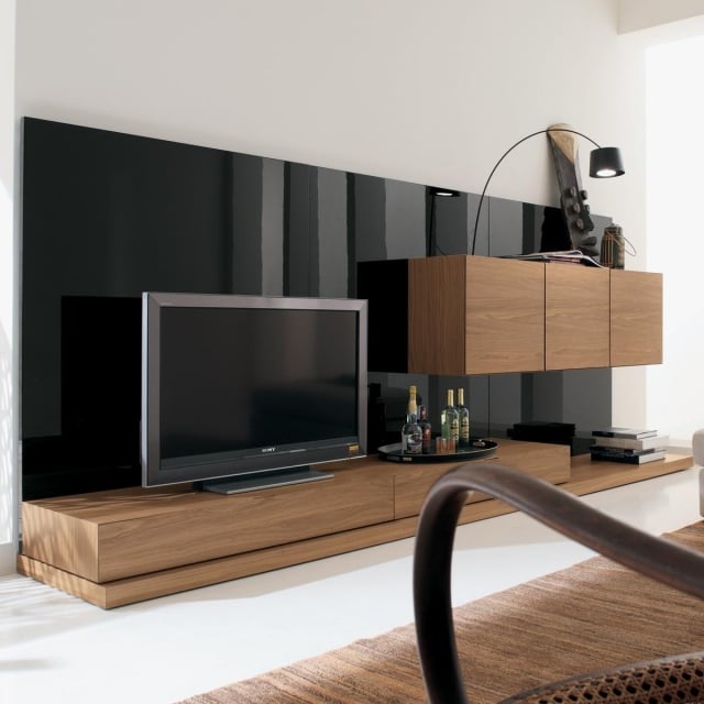meuble-TV-bois-panneau-noir-laqué-design-moderne