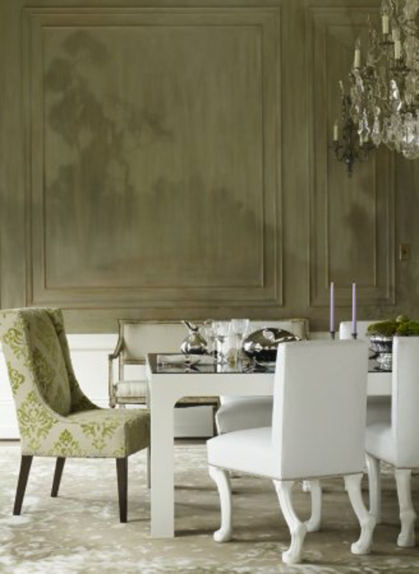 meubles-salle-manger-idées-aménagement-chaises-tapissées-table-rectangulaire-blanche