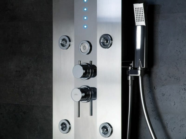 robinetterie-douche-moderne-effet-pluie-Webert-pomme-douche-flexible-système-éléctronique-intégré-audio robinetterie douche