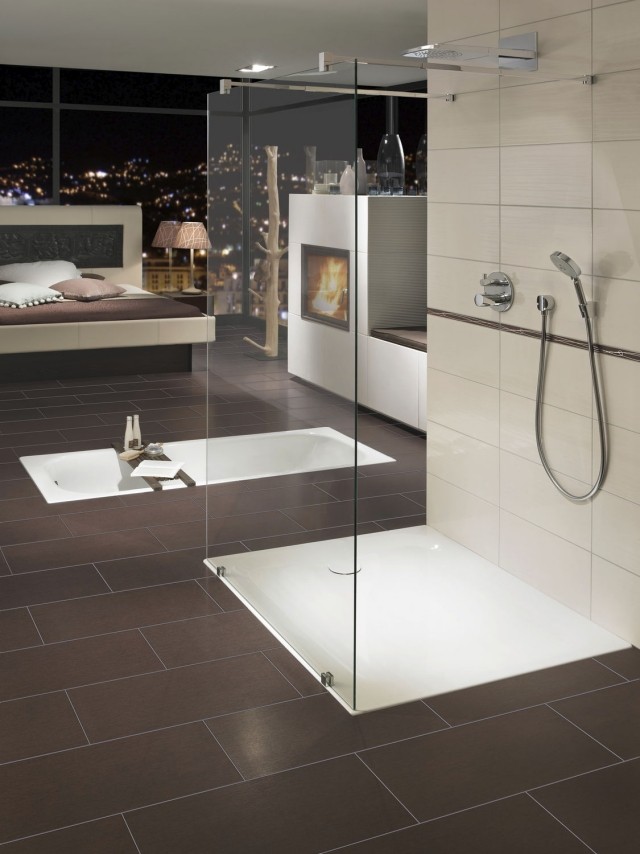 salle-bain-moderne-receveur-douche-extra-plat-blanc-acier-émaillé-parois-verre